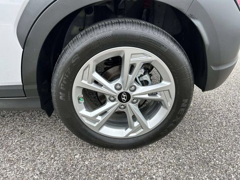 Used 2023 Hyundai Kona SEL w/ Cargo Package FWD image 7