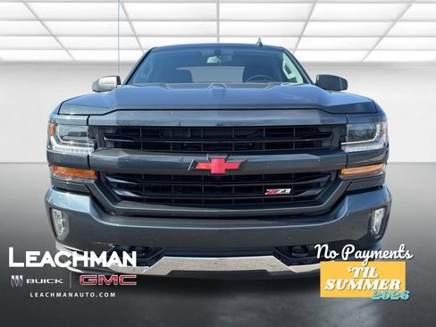 Used 2018 Chevrolet Silverado 1500 LT w/ All Star Edition image 10