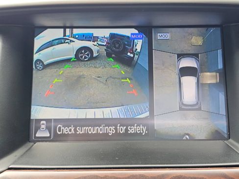 Used 2018 Nissan Pathfinder Platinum AWD/4WD image 21