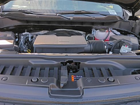 New 2026 Chevrolet Silverado 1500 Custom Trail Boss w/ Dark Appearance Package image 18