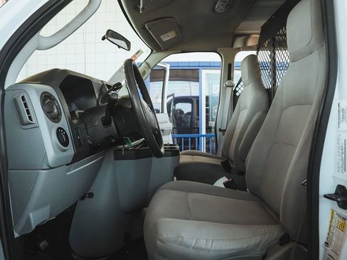 Used 2013 Ford E-150 and Econoline 150 w/ PWR Group image 14