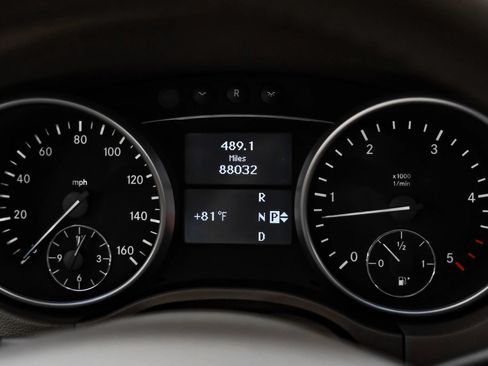 Used 2011 Mercedes-Benz ML 350 BlueTEC 4MATIC image 14