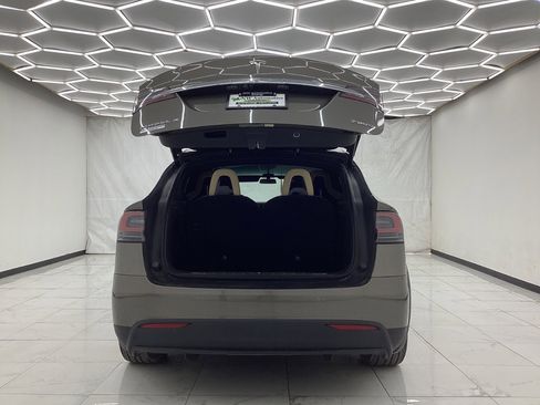 Used 2016 Tesla Model X 75D image 13