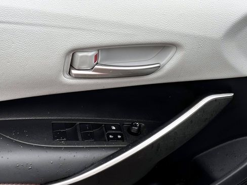 Certified 2025 Toyota Corolla SE FWD image 13