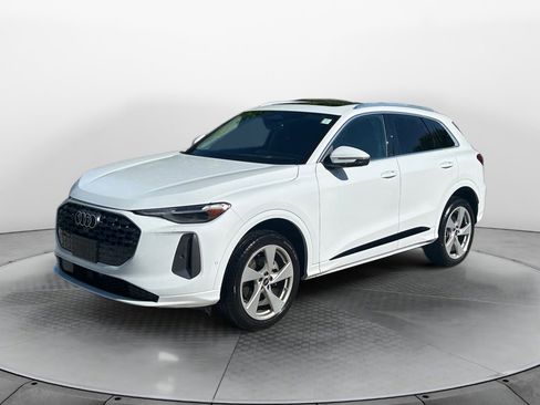 Used 2025 Audi Q5 Premium Plus w/ Premium Plus image 3