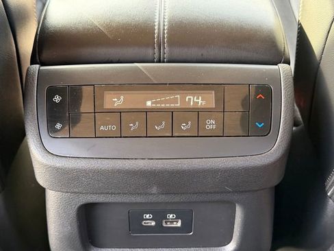 Certified 2023 Nissan Pathfinder SL w/ Lighting Package (N92) image 24