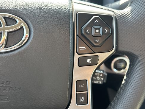 Used 2023 Toyota Tacoma SR5 RWD image 17
