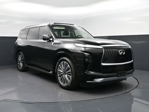 Used 2025 INFINITI QX80 Luxe RWD image 9