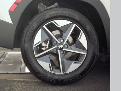 Used 2025 Hyundai Tucson SEL FWD image 19
