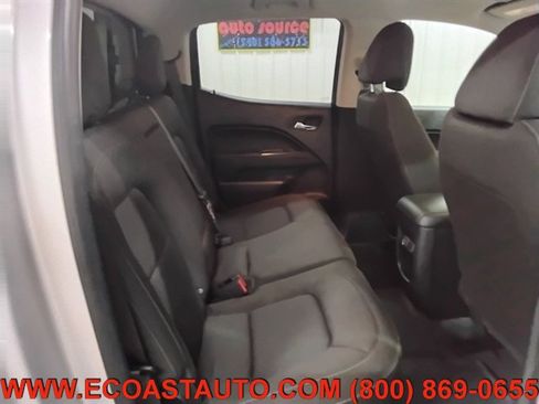 Used 2019 Chevrolet Colorado LT w/ LT Convenience Package AWD/4WD image 15