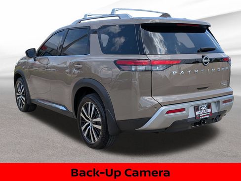 Certified 2024 Nissan Pathfinder Platinum w/ Cargo Package AWD/4WD image 11
