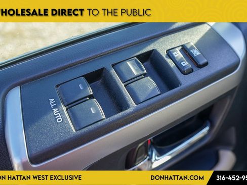 Used 2016 Toyota 4Runner Limited image 17