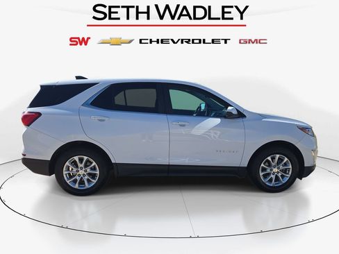 Used 2021 Chevrolet Equinox LT image 8