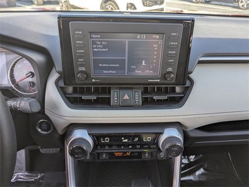 Used 2020 Toyota RAV4 XLE Premium image 24