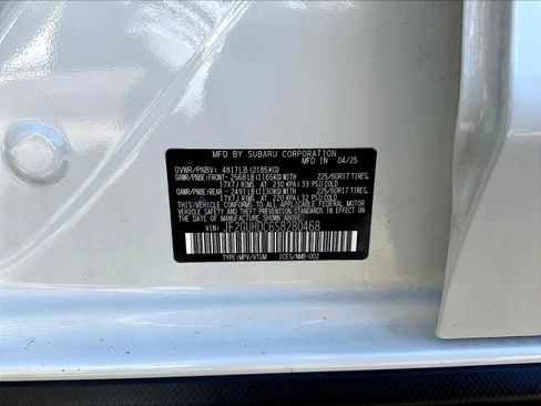 Used 2025 Subaru Crosstrek 2.0i Premium AWD/4WD image 35