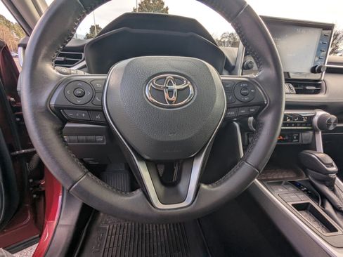 Used 2022 Toyota RAV4 Limited image 20