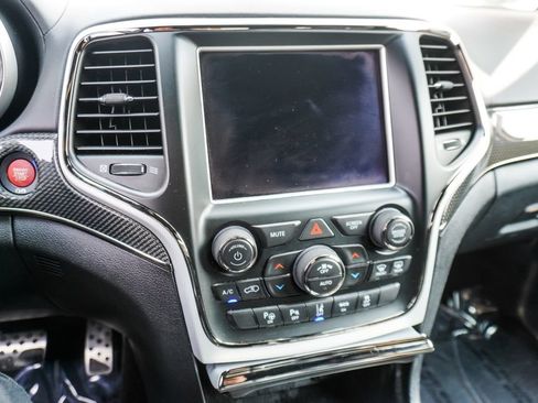Used 2018 Jeep Grand Cherokee Trackhawk AWD/4WD image 22