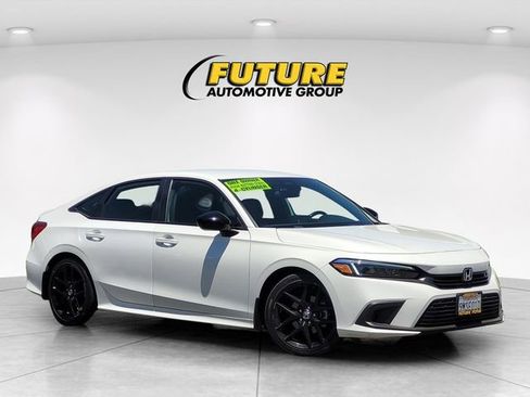 Used 2024 Honda Civic Sport image 1
