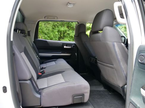 Used 2016 Toyota Tundra SR5 w/ TRD Off Road Package AWD/4WD image 29
