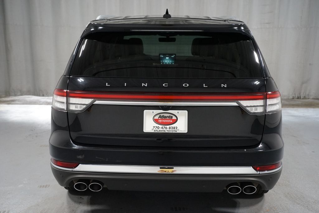 Used 2023 Lincoln Aviator 2WD w/ Premium Package image 7