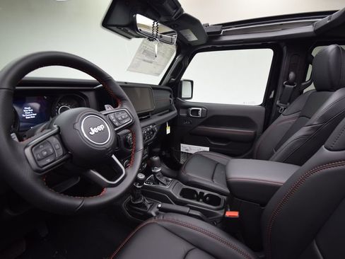 New 2026 Jeep Wrangler Unlimited Rubicon 392 image 39