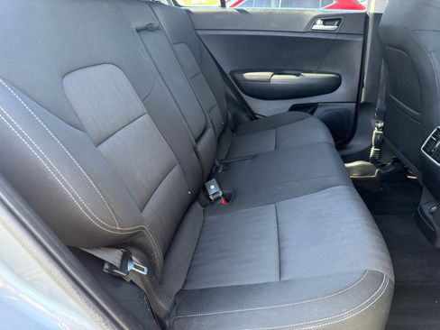 Used 2021 Kia Sportage LX AWD/4WD image 27