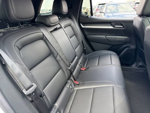 New 2026 GMC Terrain Elevation w/ Elevation Premium Package AWD/4WD image 38