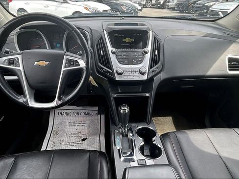 Used 2017 Chevrolet Equinox Premier w/ Enhanced Convenience Package AWD/4WD image 14