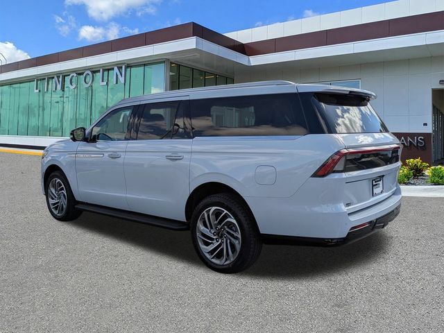New 2026 Lincoln Navigator L Premier AWD/4WD image 6