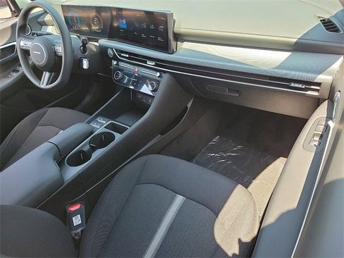 New 2025 Hyundai Sonata SEL image 18