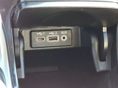 Certified 2023 Nissan Maxima Platinum w/ Sport Mat Group FWD image 24