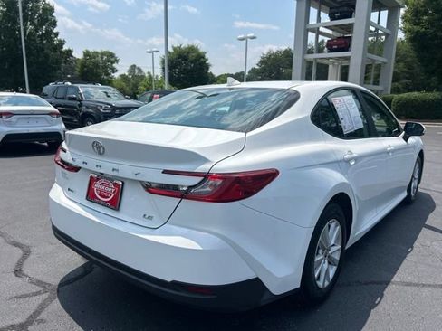 Used 2025 Toyota Camry LE FWD image 7
