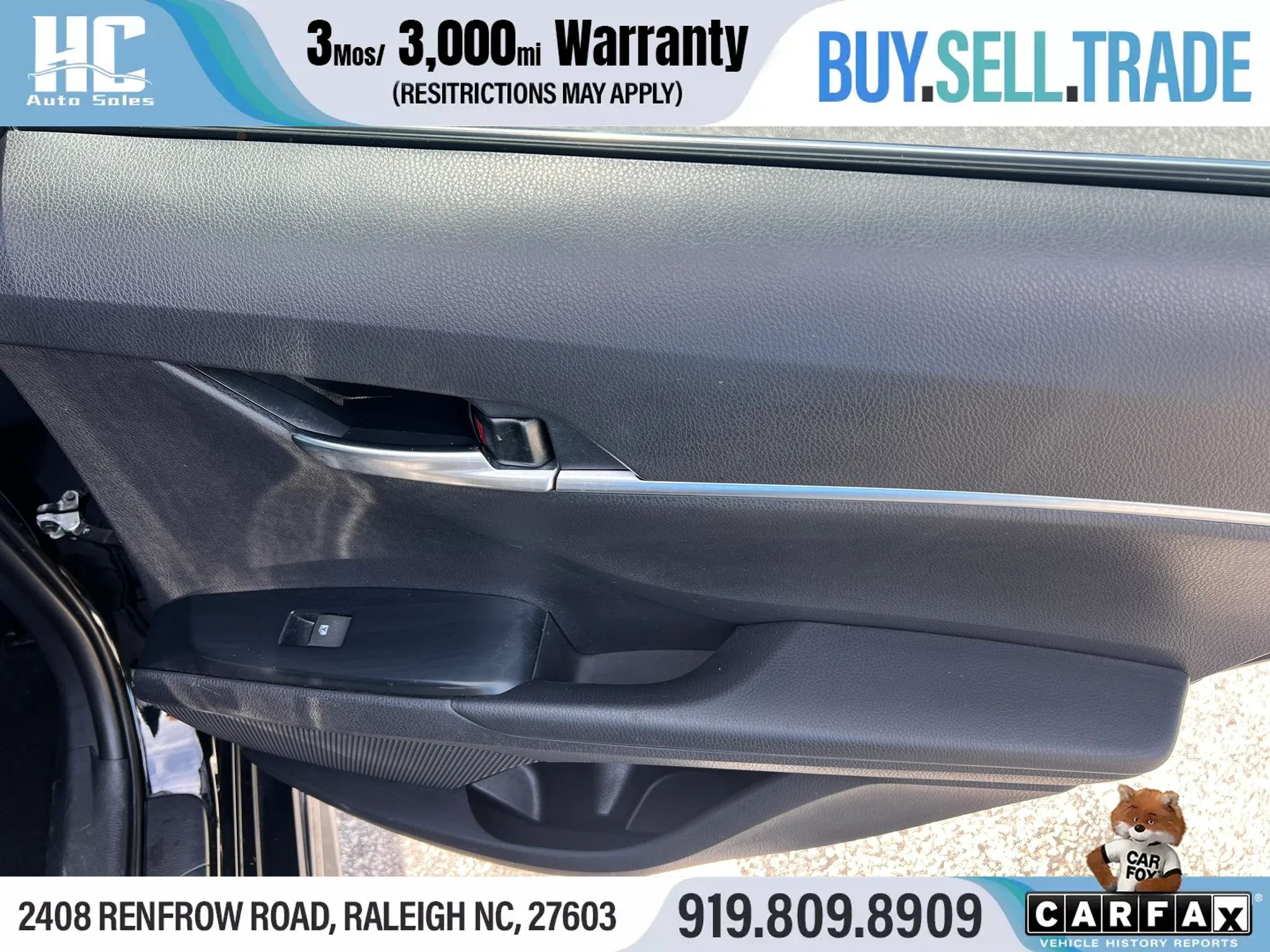 Used 2019 Toyota Camry SE w/ Convenience Package FWD image 18