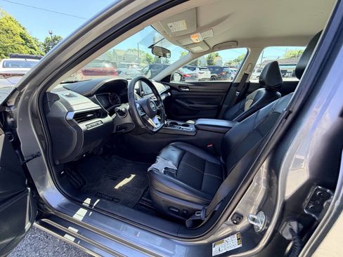 Used 2019 Nissan Altima 2.5 SR AWD/4WD image 40