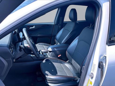 Used 2023 Ford Escape ST-Line w/ Tech Pack #1 AWD/4WD image 16