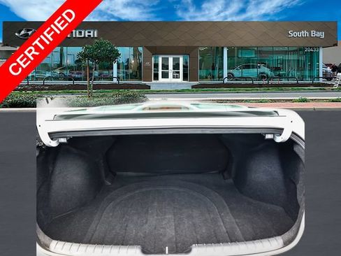 Certified 2024 Hyundai Elantra SEL FWD image 8
