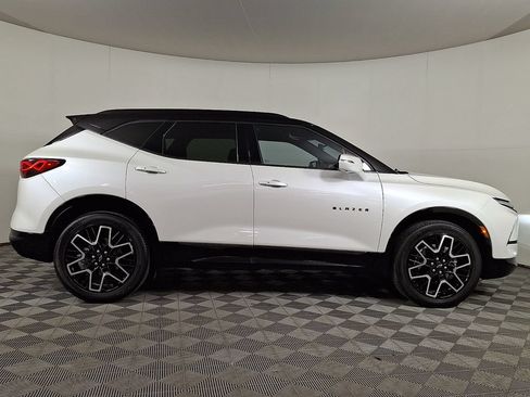 Used 2023 Chevrolet Blazer RS w/ Driver Confidence II Package FWD image 10