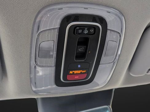 Used 2023 Hyundai Elantra Limited image 26