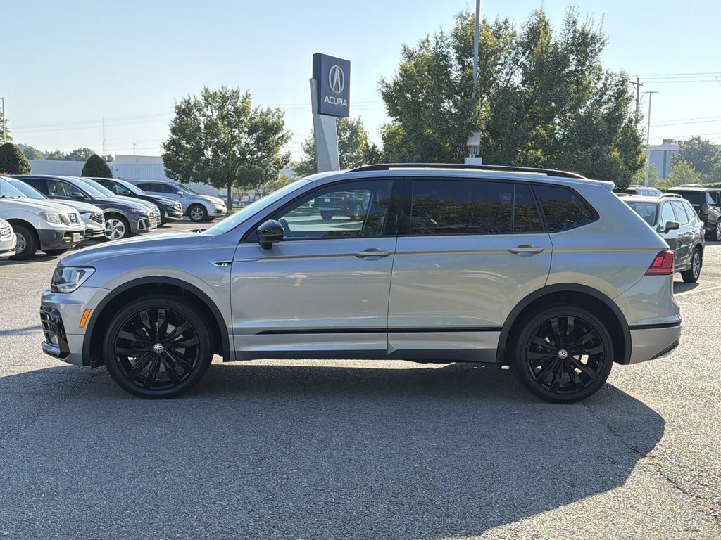 Used 2020 Volkswagen Tiguan SE R-Line FWD image 5