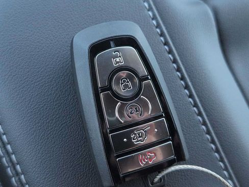 New 2026 Ford Expedition Max Platinum w/ Stealth Appearance Package AWD/4WD image 27