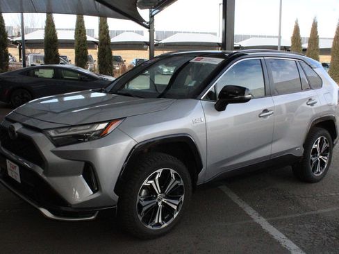 Certified 2022 Toyota RAV4 XSE w/ Weather Package image 10