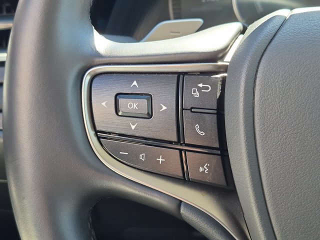 Used 2025 Lexus ES 300h w/ Premium Package FWD image 19
