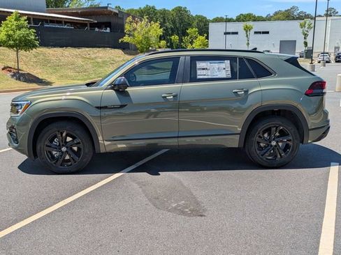 New 2026 Volkswagen Atlas Cross Sport SEL R-Line AWD/4WD image 3