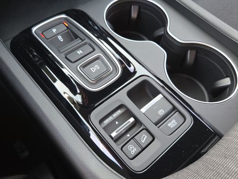 New 2026 Honda Pilot Sport image 18