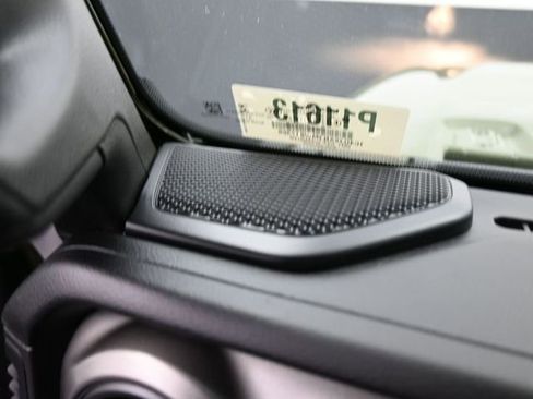 Used 2021 Jeep Wrangler Sport S image 20