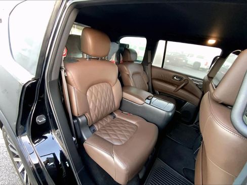 Used 2022 Nissan Armada Platinum w/ Captain's Chairs Package image 19