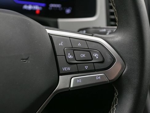 Certified 2023 Volkswagen Atlas Cross Sport SE AWD/4WD image 35
