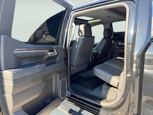 Used 2022 Chevrolet Silverado 1500 RST w/ Convenience Package II image 33