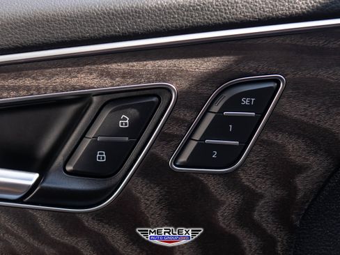 Used 2021 Audi Q8 Premium Plus image 43