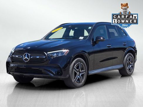 Used 2024 Mercedes-Benz GLC 300 w/ AMG Line image 8